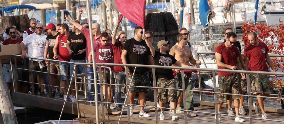 Agguato ai tifosi reggiani Sei presi a calci e pugni 