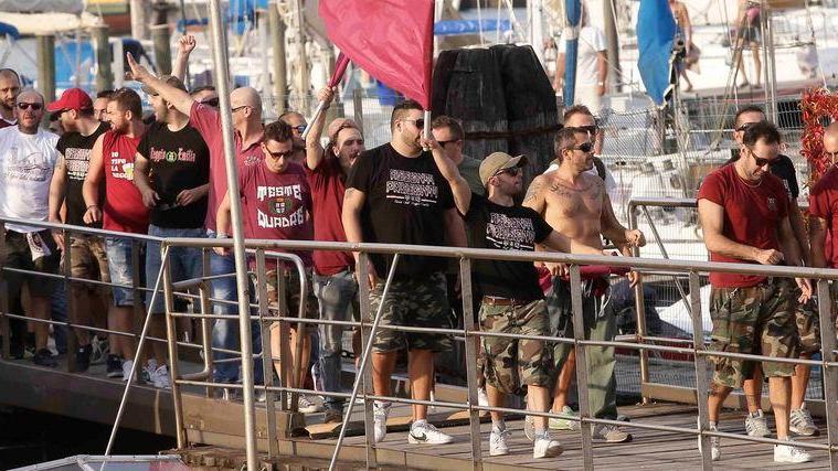 Agguato ai tifosi reggiani Sei presi a calci e pugni