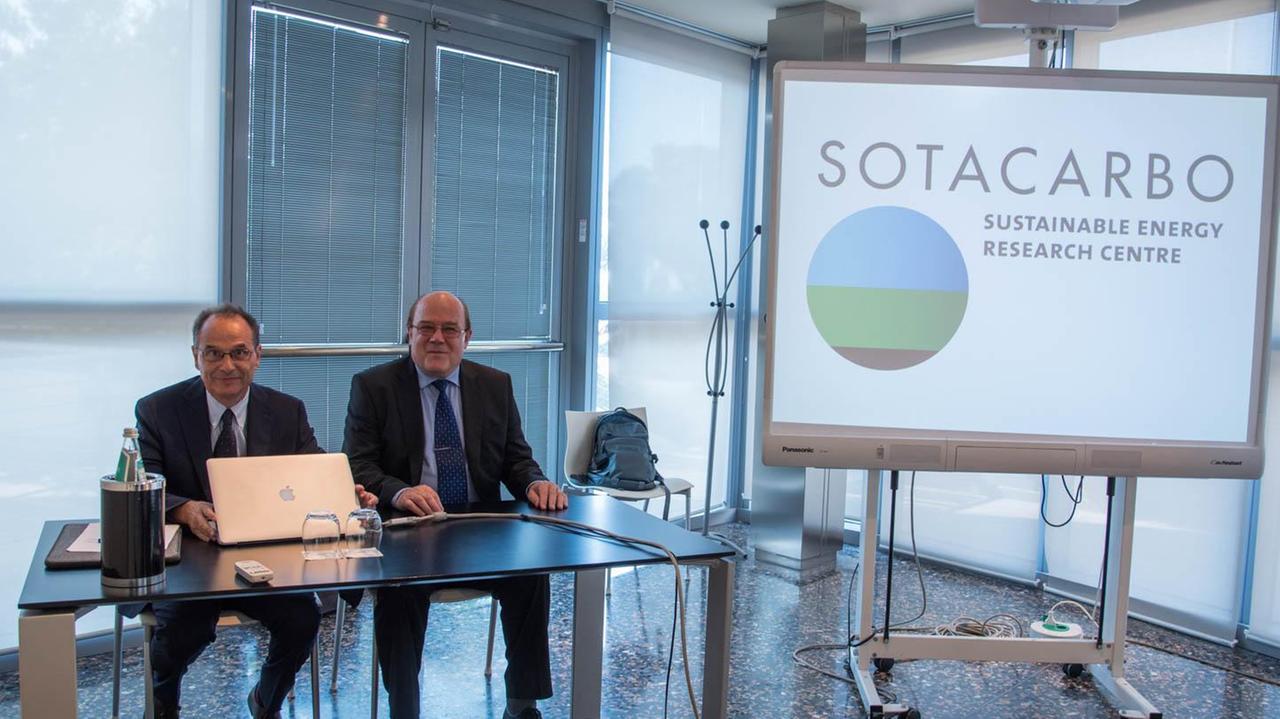 Alessandro Lanza presidente di Sotacarbo e Andrew Michener studioso inglese di energia da biomasse (foto Mario Rosas)