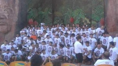 Foto di gruppo all'Acqua Village per la presentazione del Rugby anno 2016-2017