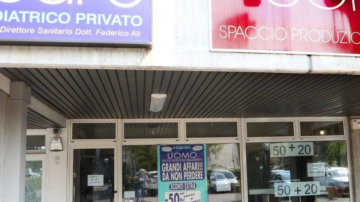Reggio Emilia, arrestato un 24enne per la doppia spaccata alla Rosta Nuova
