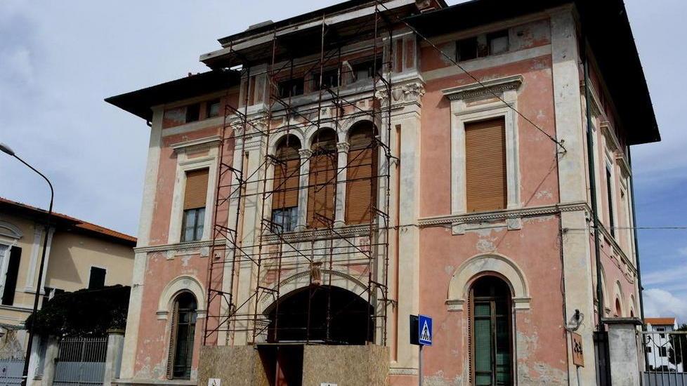 Indagini nelle scuole lavori per due milioni