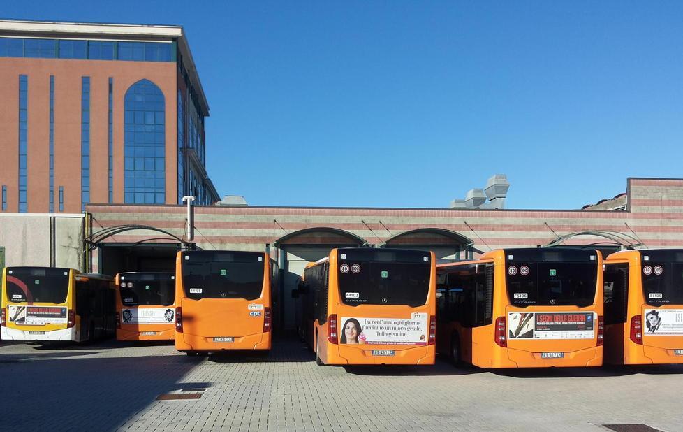 Aprono le scuole, si fermano gli autobus 