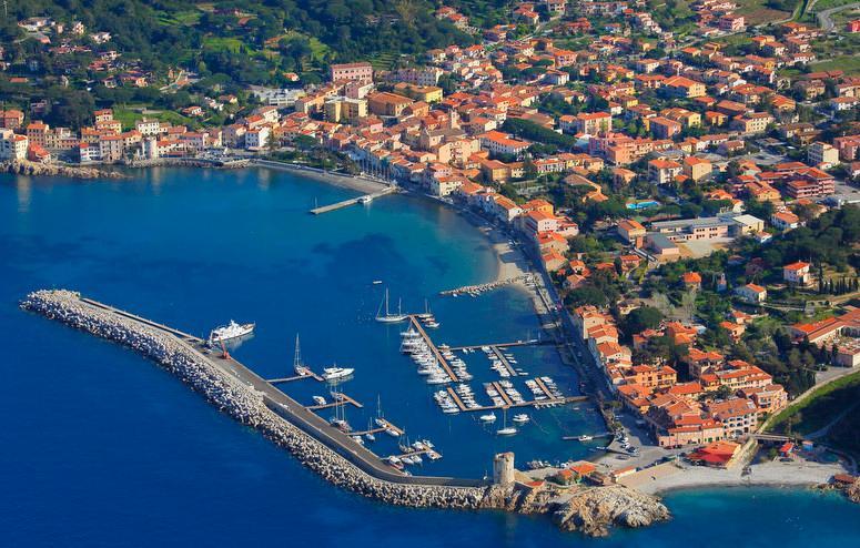 «Nessun inganno sulla gara del porto» 