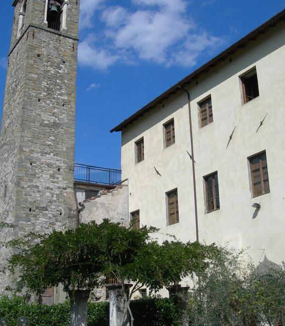 «Niente prostitute nell’ostello: ci sono le telecamere»