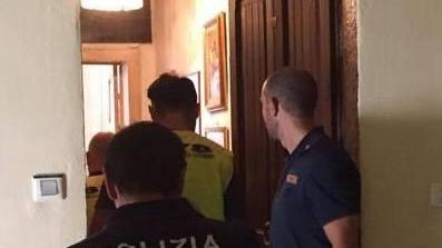 Veglia per quattro giorni la madre morta