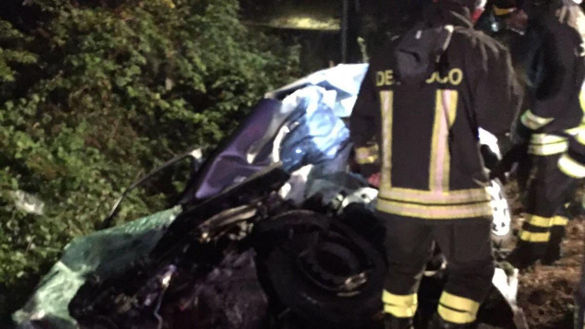 Vigili del fuoco sul posto