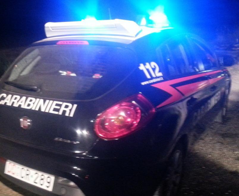 Campegine, agguato notturno: 44enne preso a bastonate in strada 