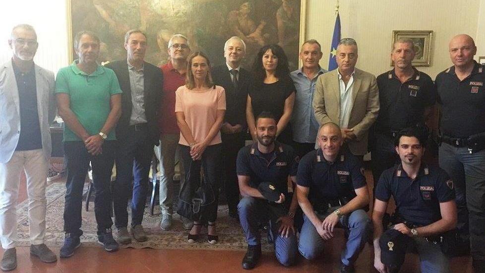 I complimenti del prefetto ai poliziotti