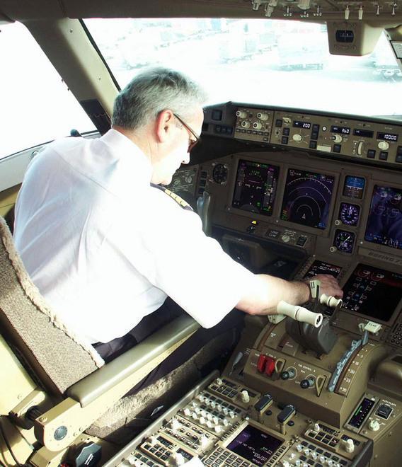 Terroristi sull’aereo, ma è un falso allarme