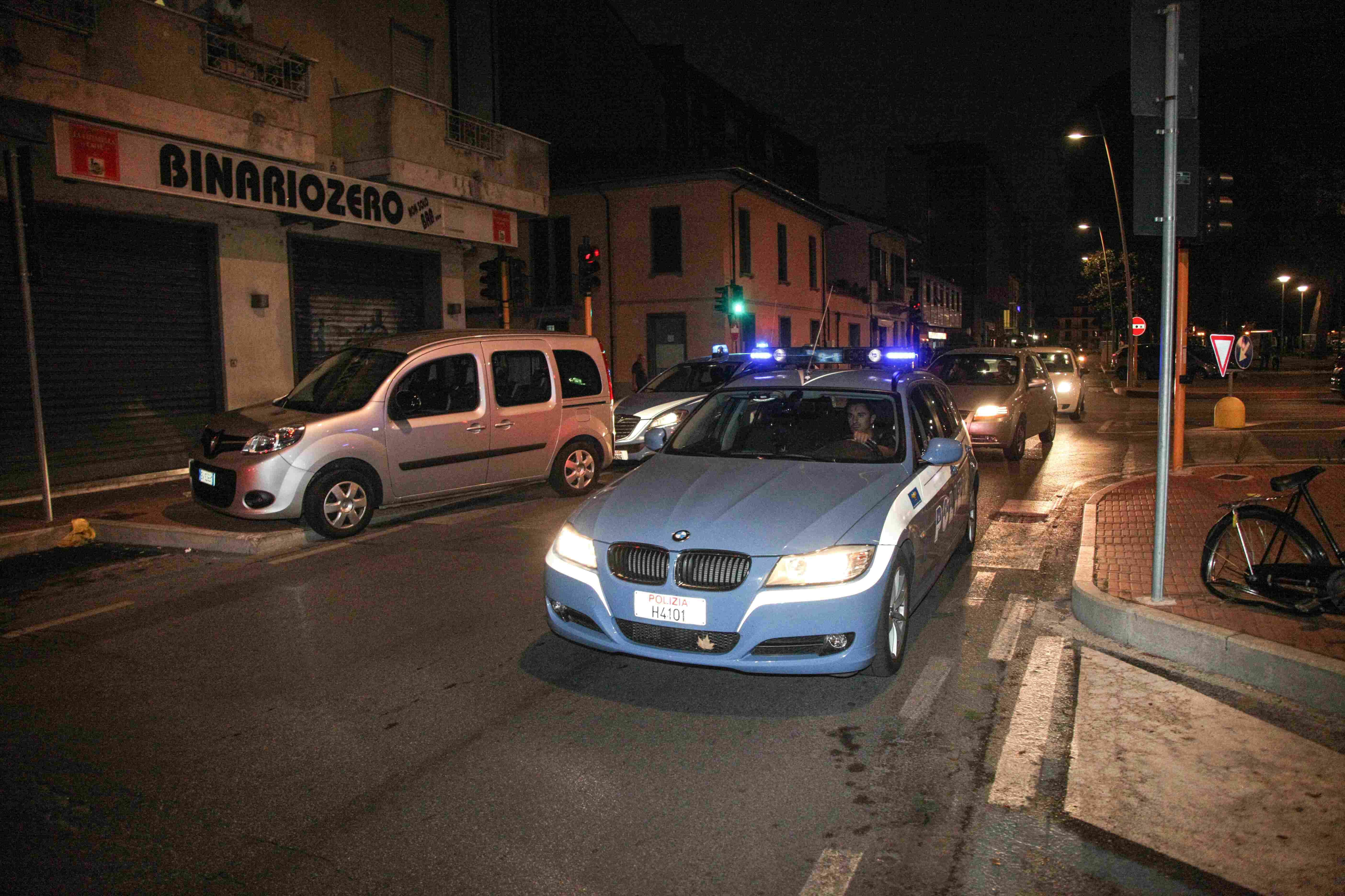 Controlli della polizia in zona stazione