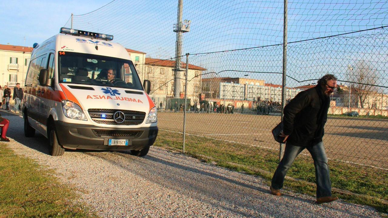 L'uomo è stato soccorso in prossimità dei campi sportivi del Picchi (foto d'archivio)