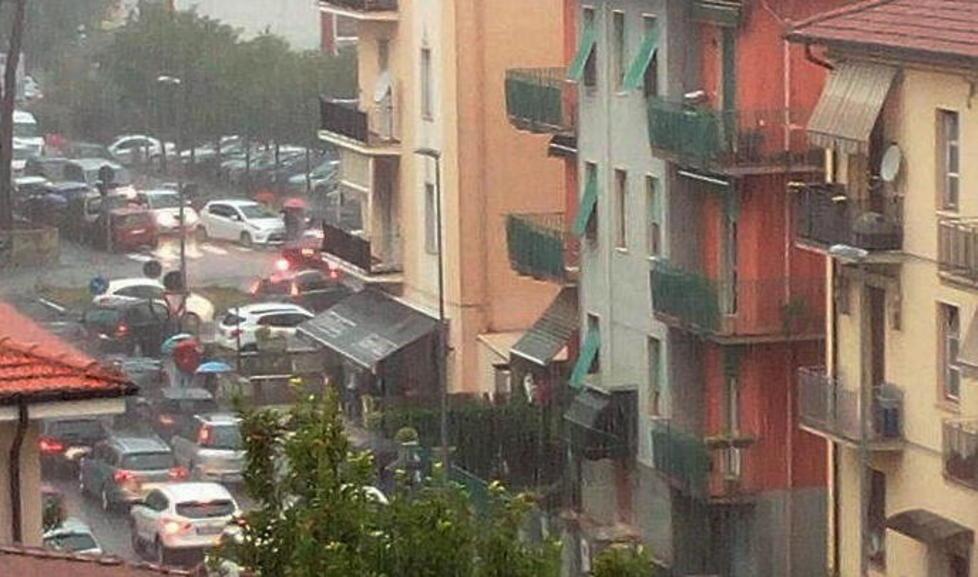 Il primo temporale manda in tilt il villaggio scolastico 