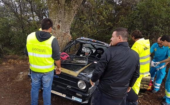 Auto contro un albero al rallye dell’Elba 
