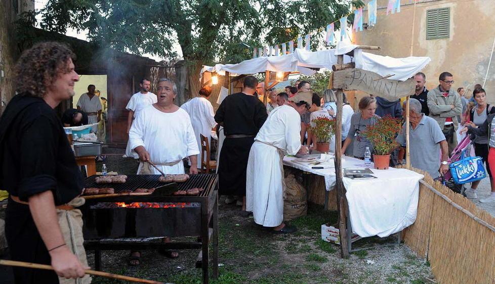  “Le strane feste”: giochi, gastronomia e tanti spettacoli