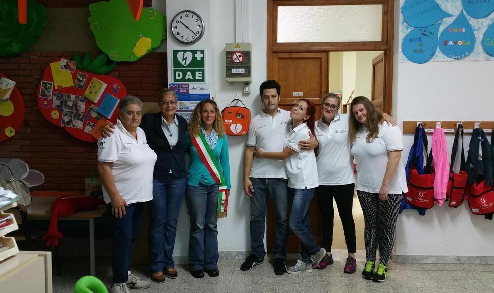 Due defibrillatori a scuola grazie alla Ungaretti onlus