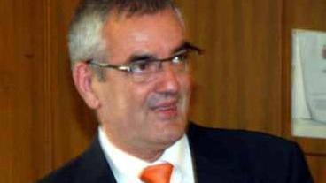 «Negozi e ristoranti nei parchi pubblici» Minoranza all’attacco