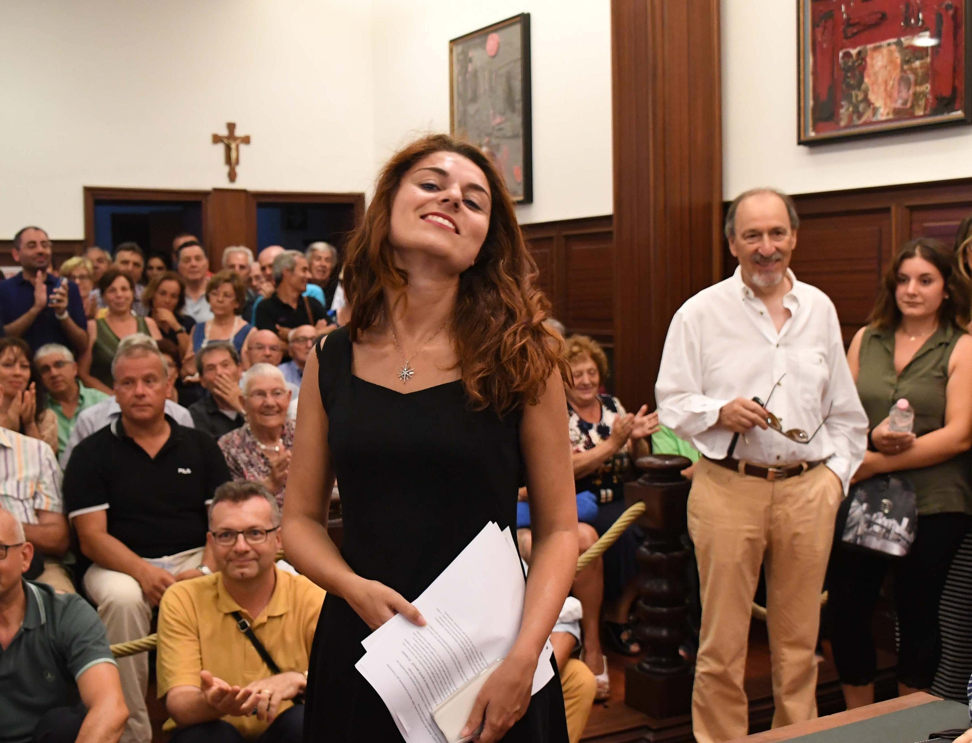 Susanna Ceccardi, sindaca leghista di Cascina, in consiglio comunale