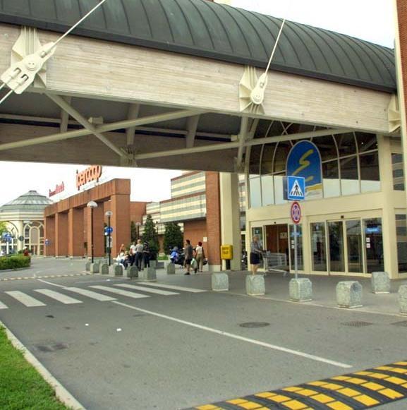 Modena, colpo da 100mila euro a Mediaworld 
