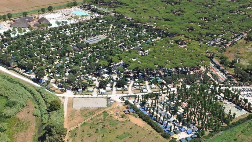 Park Albatros, ordinata la demolizione