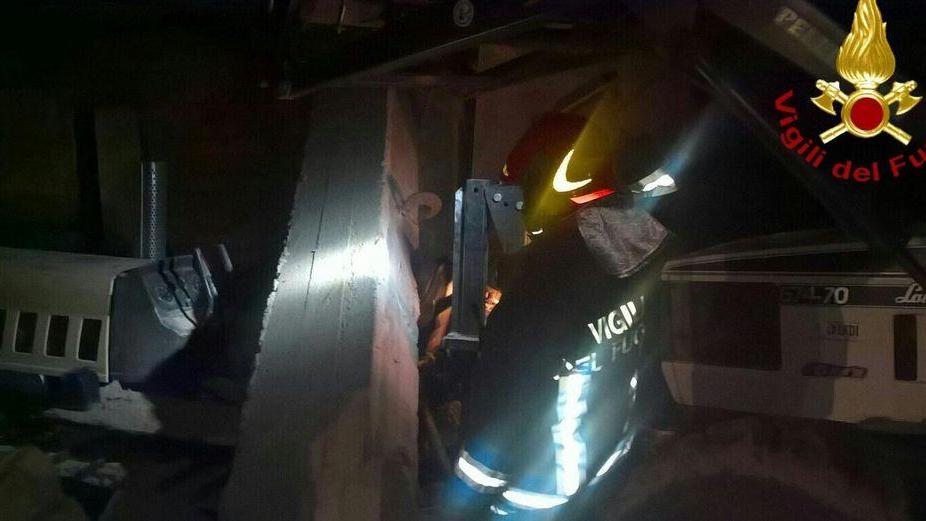 Muore a 67 anni schiacciato da una trave