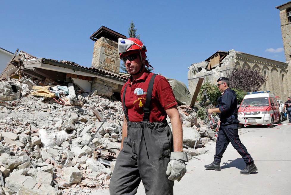 Raccolta di offerte in favore delle popolazioni terremotate