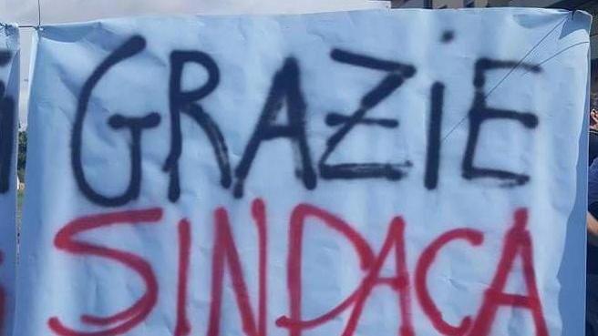 Migranti, scontro fra i politici
