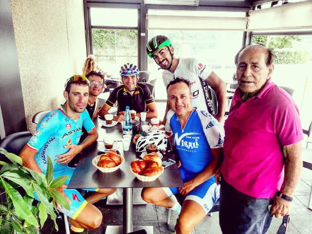 I Cannibali a pranzo con lo Squalo Vincenzo Nibali