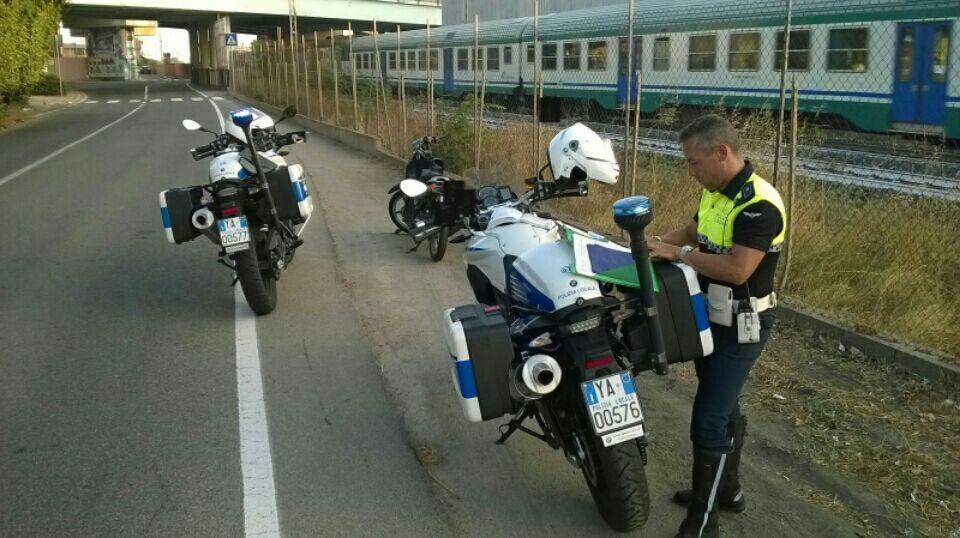 Cagliari, evade dagli arresti domiciliari e investe un'anziana: denunciato