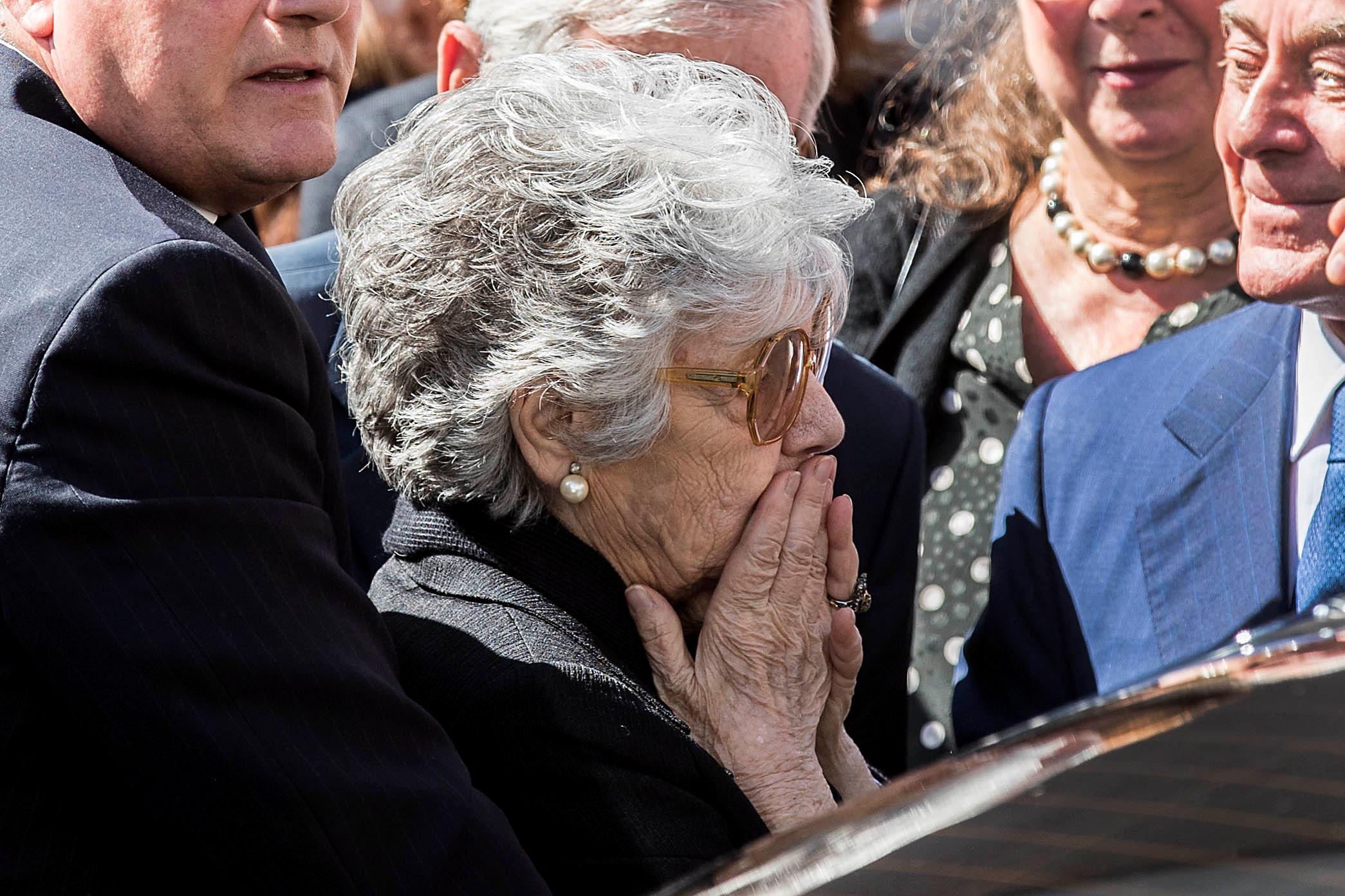 L'ultimo bacio di Franca Ciampi al funerale 