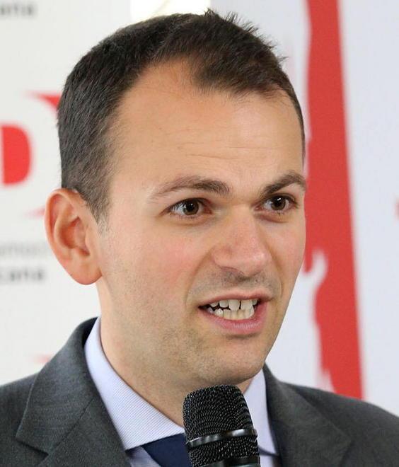 Il consigliere Niccolai presente ai mercati 