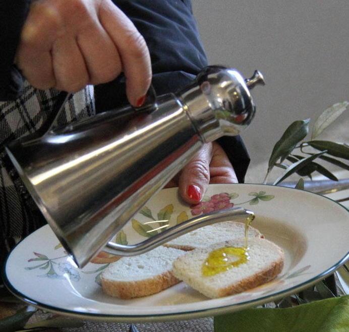 Imparare a conoscere l’olio da venerdì inizia un corso