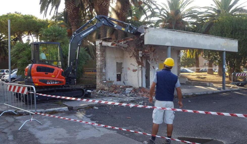 Ruspe all’ex distributore 