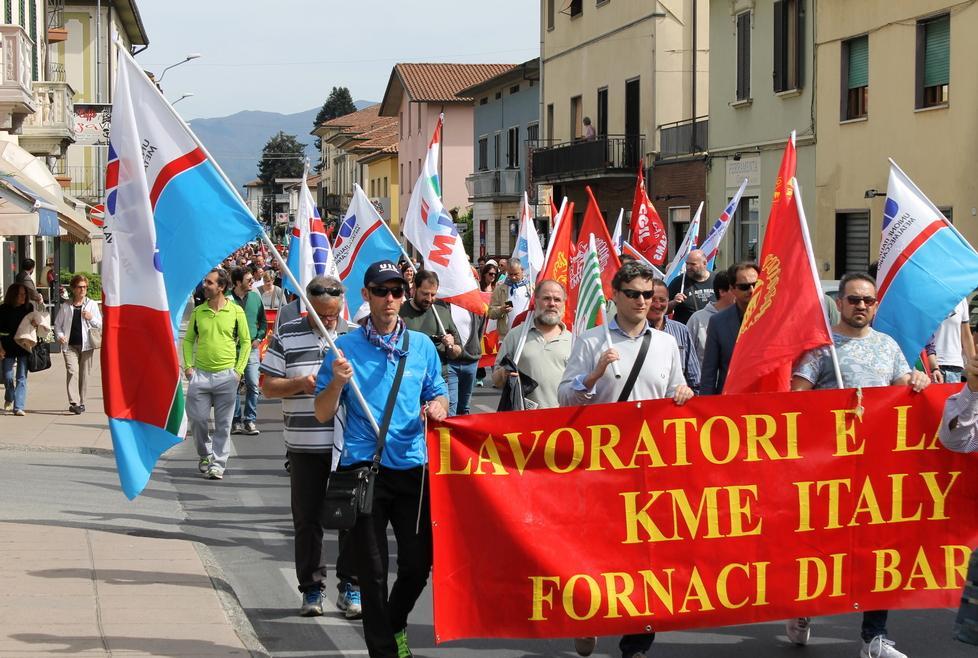 Sindacati contro Kme sugli incentivi