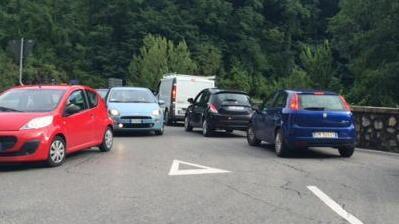 Rapinato all’uscita della discoteca Notte da incubo per un diciottenne 