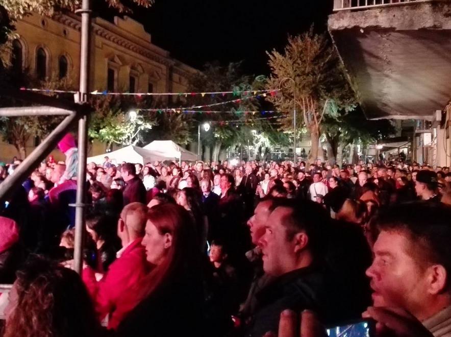 Gazzè applaudito da quattromila giovani 