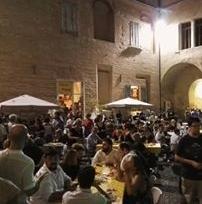 Boccali in rocca, edizione record 