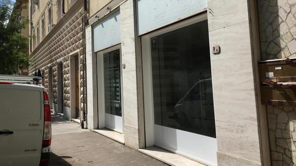 Svuotato il negozio prima dell’apertura
