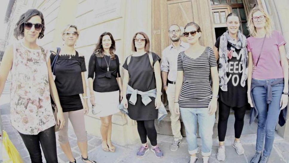 Protesta delle insegnanti precarie