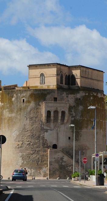 La torre spagnola passa al Comune e diventa un museo 