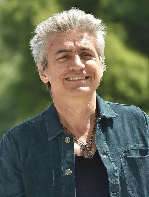 Ligabue fa un altro regalo ai fan A Monza canterà tre inediti