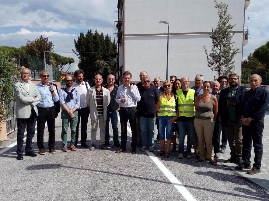 Nuova pista ciclabile che evita il caos-Aurelia 