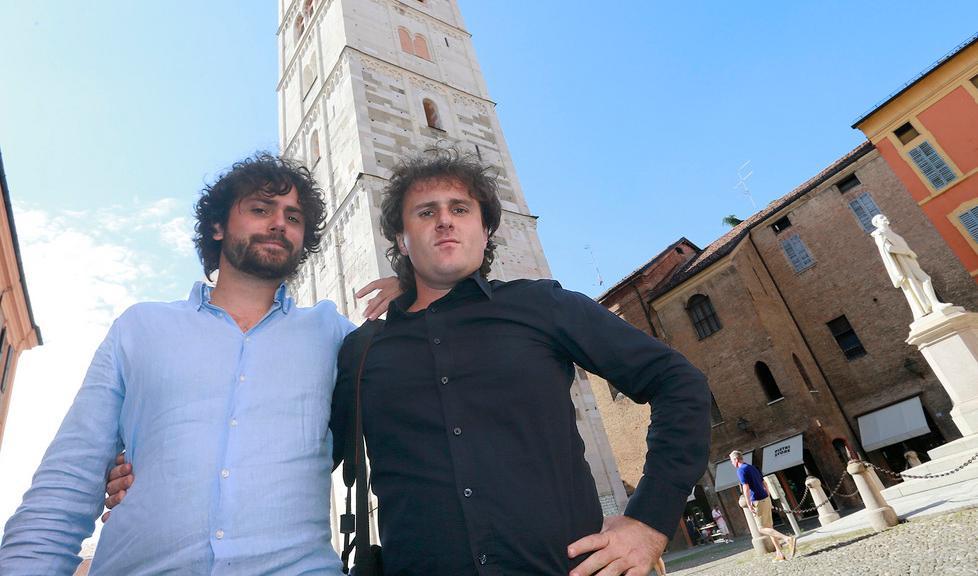 La Modena by night in un film divertente