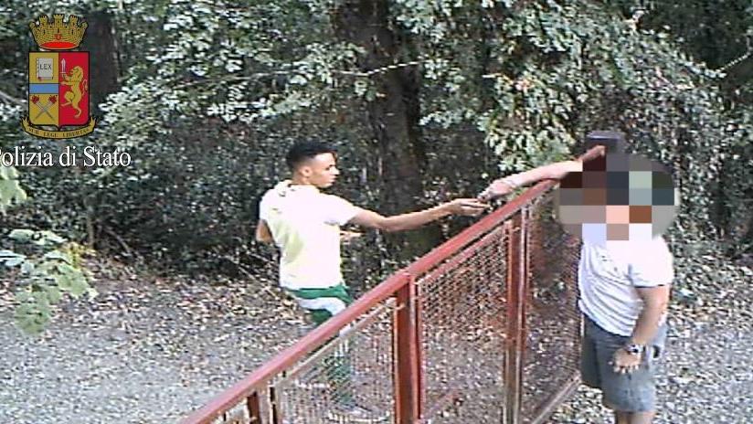 Il filmato delle telecamere di sorveglianza
