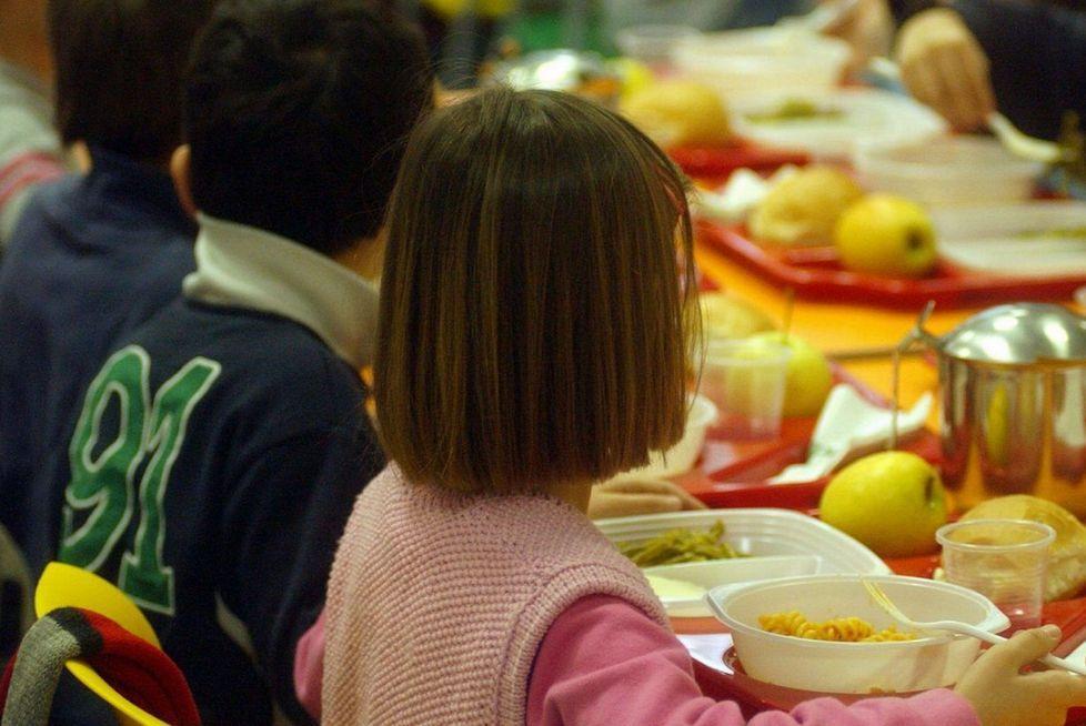 Alghero, mensa scolastica al via tra tecnologia e qualità dei prodotti 