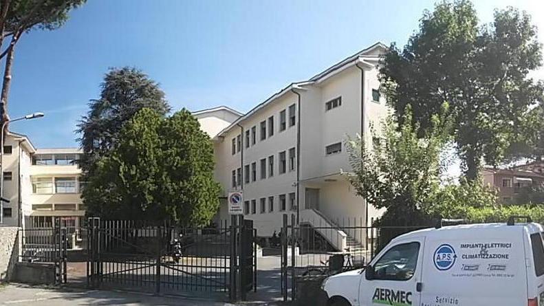 L'ingresso principale del liceo Vallisneri