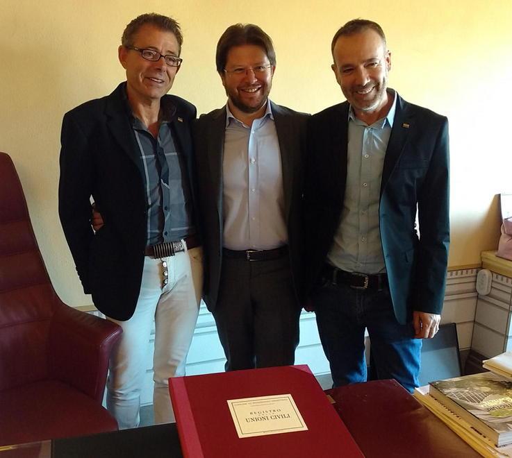 Walter e Mario sposi trascritta l’unione civile 