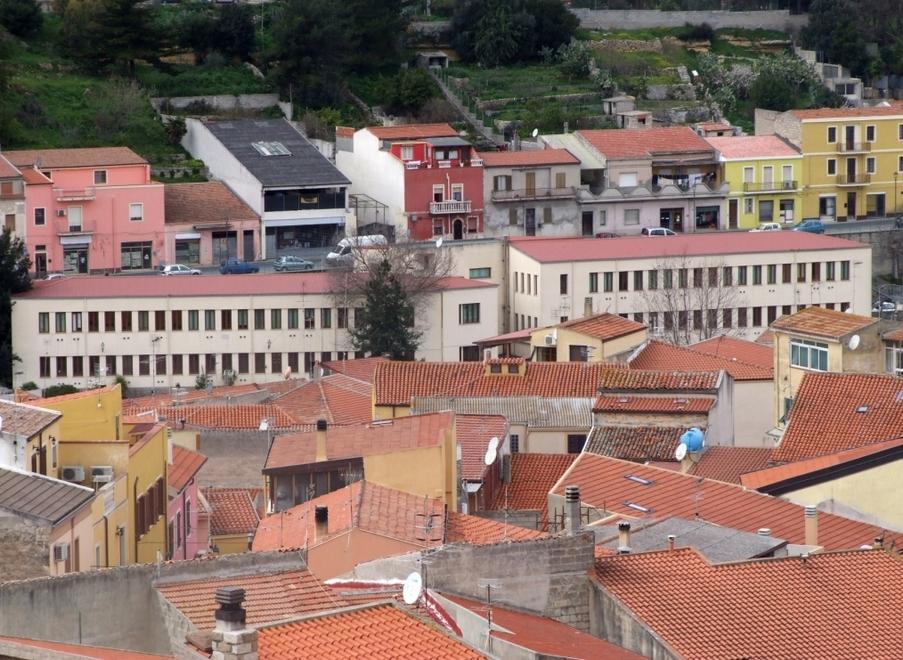 In Comune scontro sui mutui del passato 