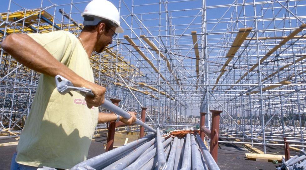 Sicurezza sul lavoro, denunciati i titolari di due cantieri edili