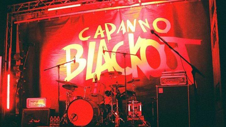 Riapre il Capanno Blackout con i "Vallanzaska"